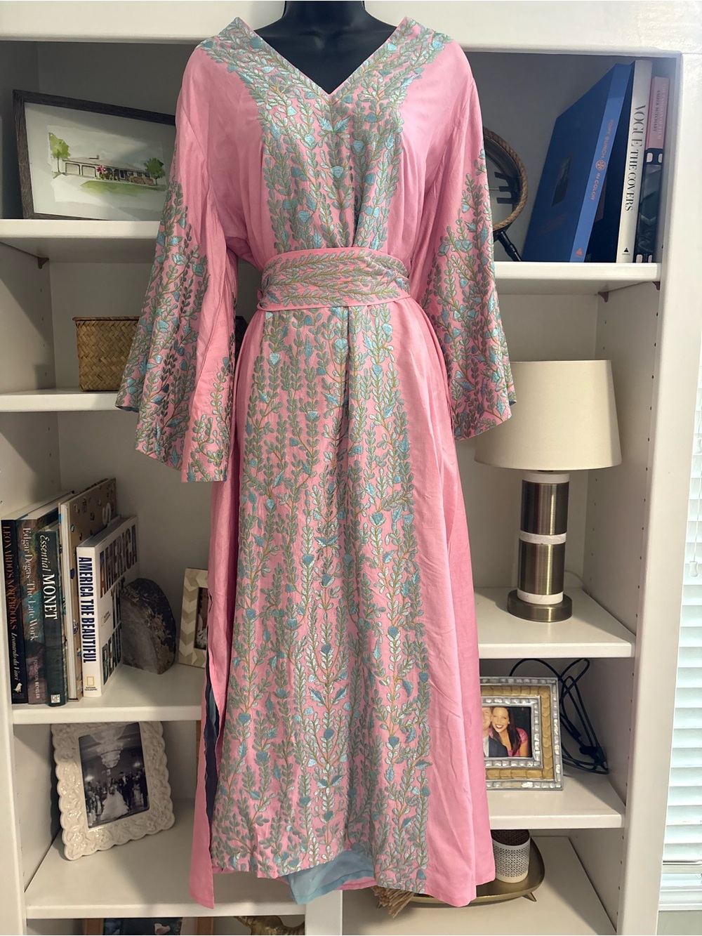 NWT Sue Sartor 100% Silk Pink Embroidered V-Neck Caftan Dress with Belt